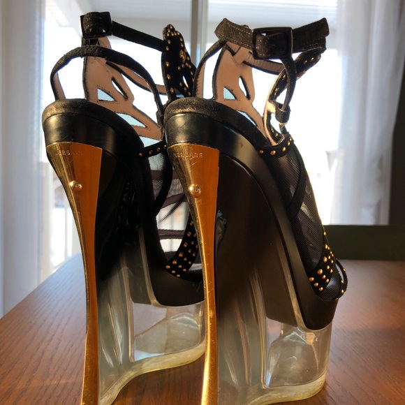 *SOLD* STUNNING Versace Runway platform sandals - Picture 2 of 10